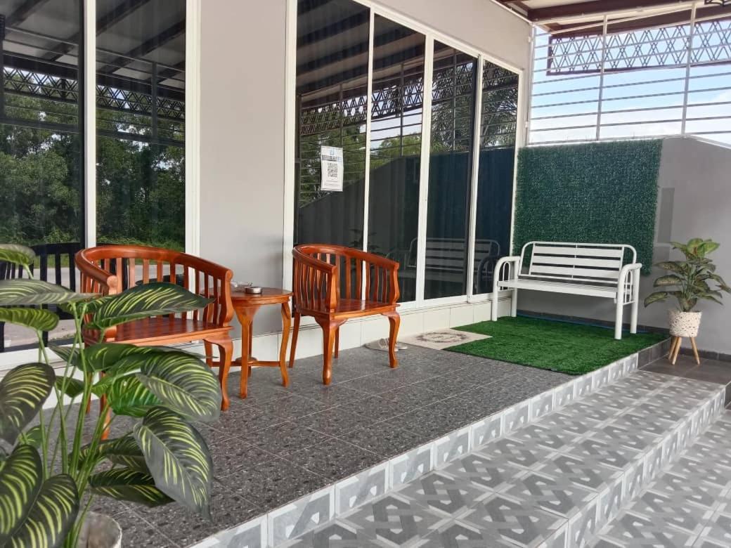 Вілла Private Pool Cassa Dinies, Wifi , Bbq,10 Pax Rantau Panjang Екстер'єр фото