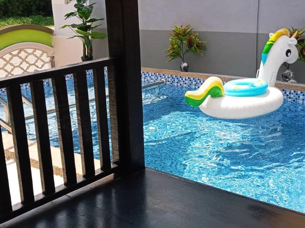 Вілла Private Pool Cassa Dinies, Wifi , Bbq,10 Pax Rantau Panjang Екстер'єр фото