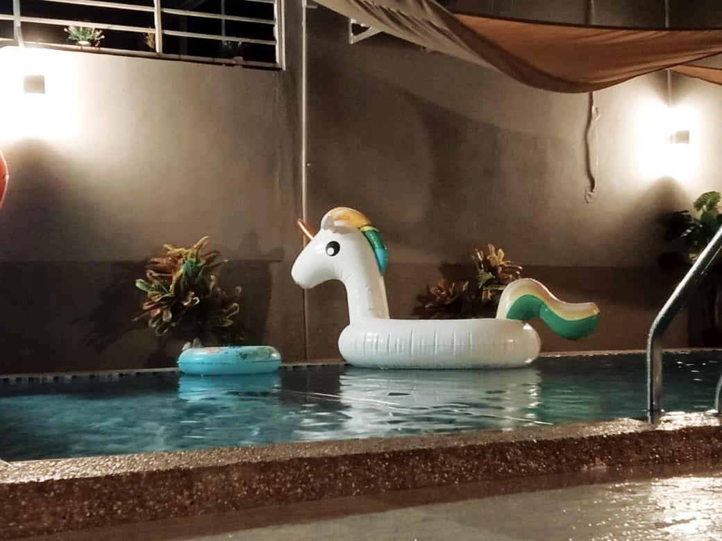 Вілла Private Pool Cassa Dinies, Wifi , Bbq,10 Pax Rantau Panjang Екстер'єр фото