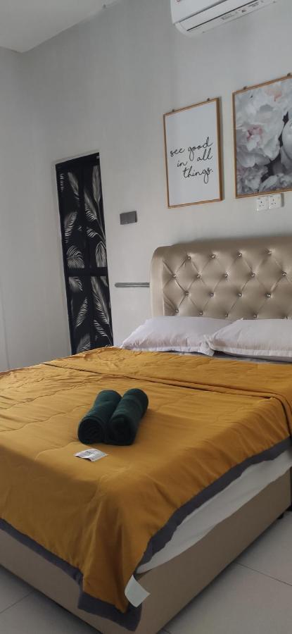 Вілла Private Pool Cassa Dinies, Wifi , Bbq,10 Pax Rantau Panjang Екстер'єр фото